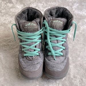 Women’s North Face Fleece Snow Boots